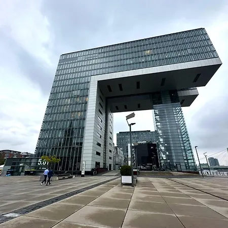 公寓 Checkpoint In Koeln Frechen *